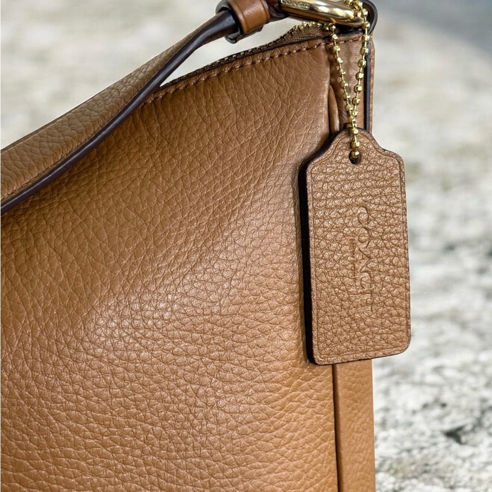 Authentic Coach Ellie Tan Leather Shoulder Bag - Picture 5 of 14